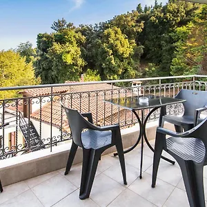 Marina's Elegance Hotel de apartamente Kriopigi