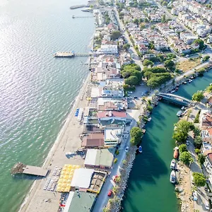 Kutlugun Sahil Otel Akçay