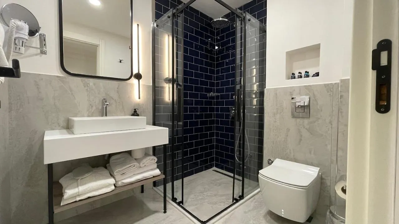 Mona Bosphorus Otel İstanbul Türkiye