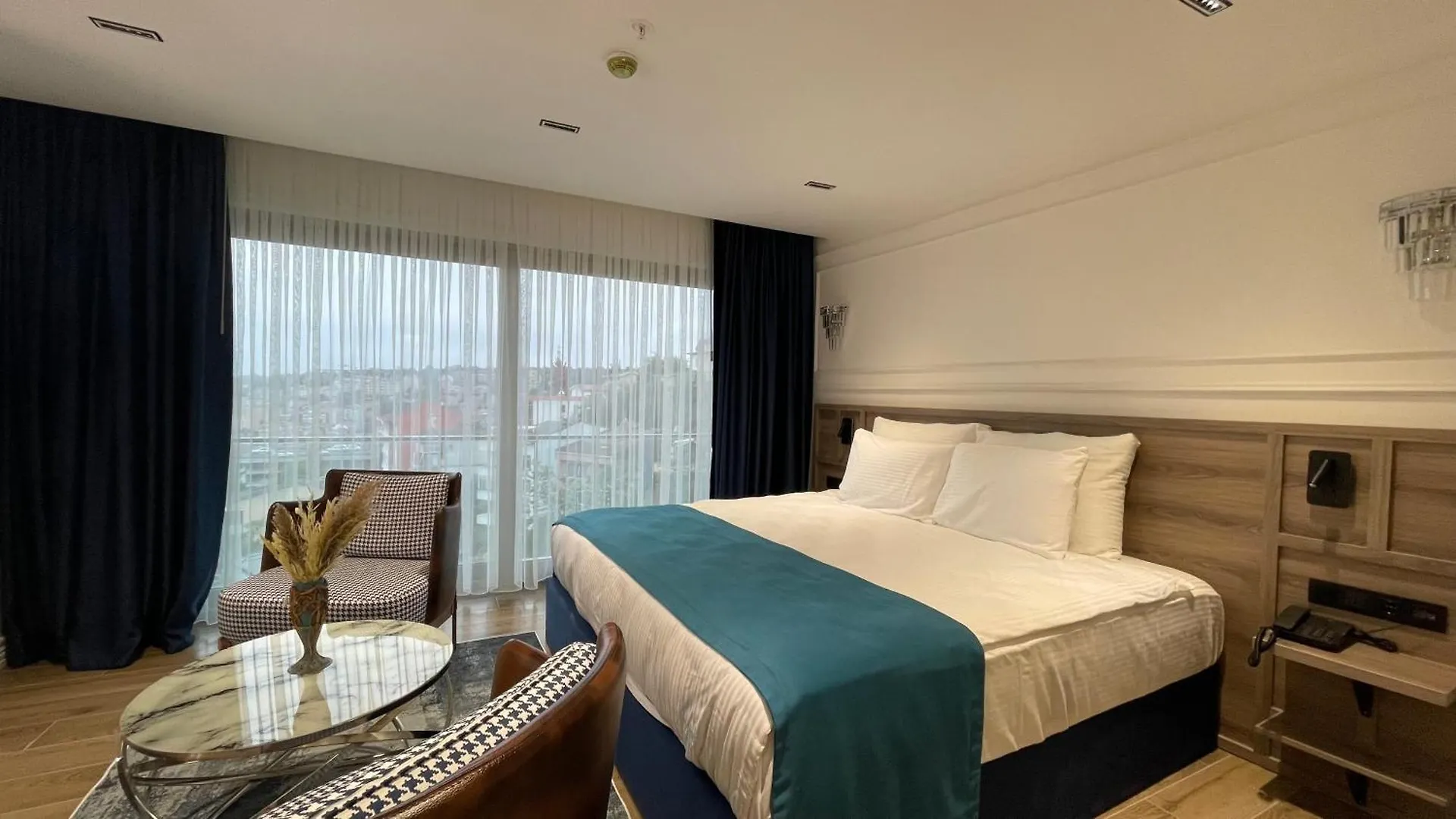 Mona Bosphorus Otel İstanbul
