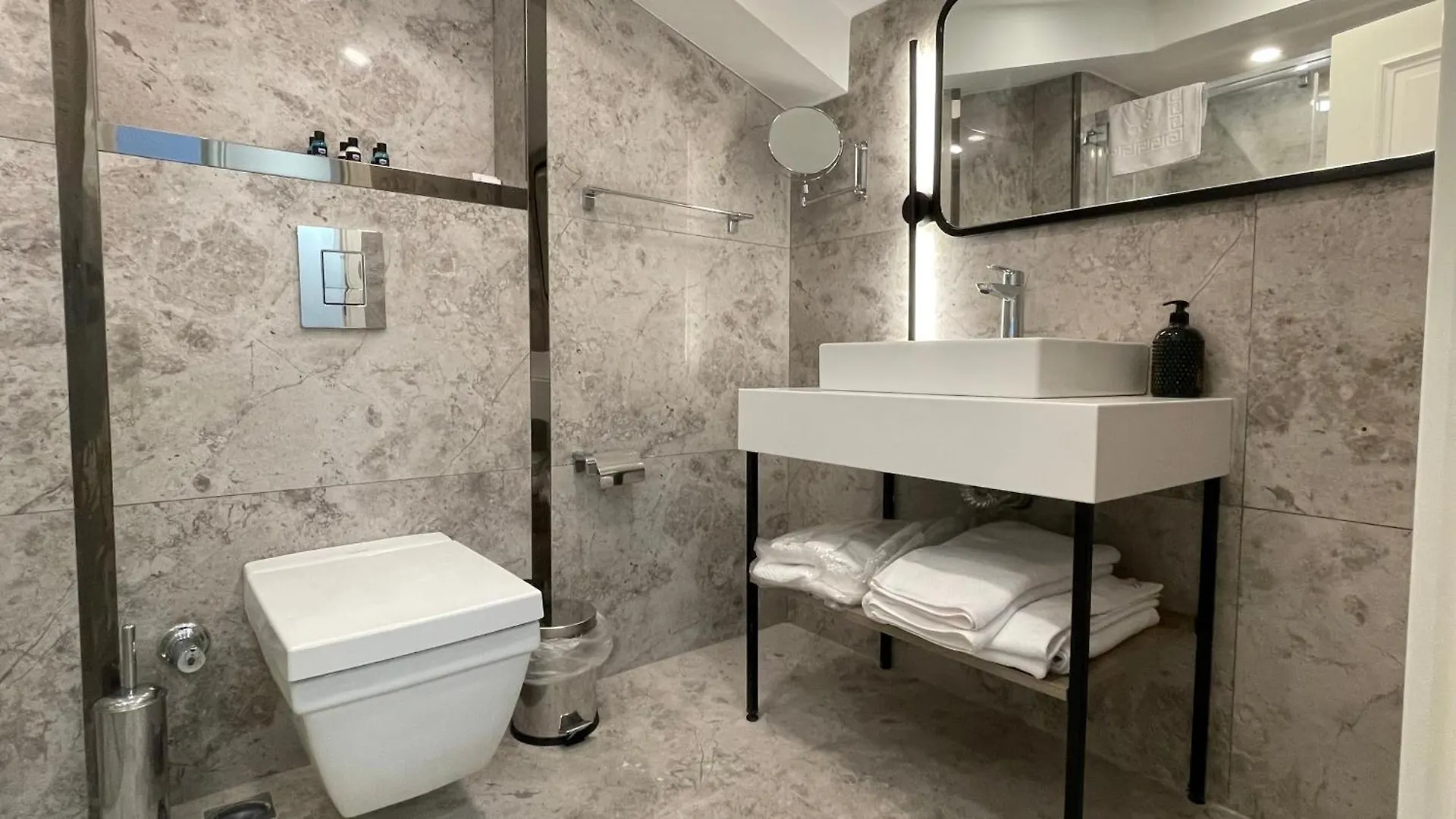 Mona Bosphorus Otel İstanbul 4*,  Türkiye