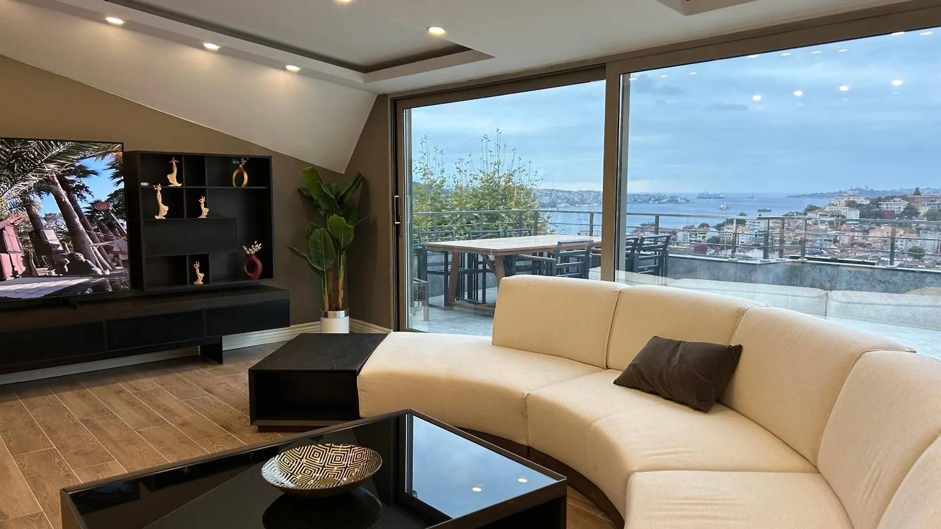 Mona Bosphorus Otel İstanbul